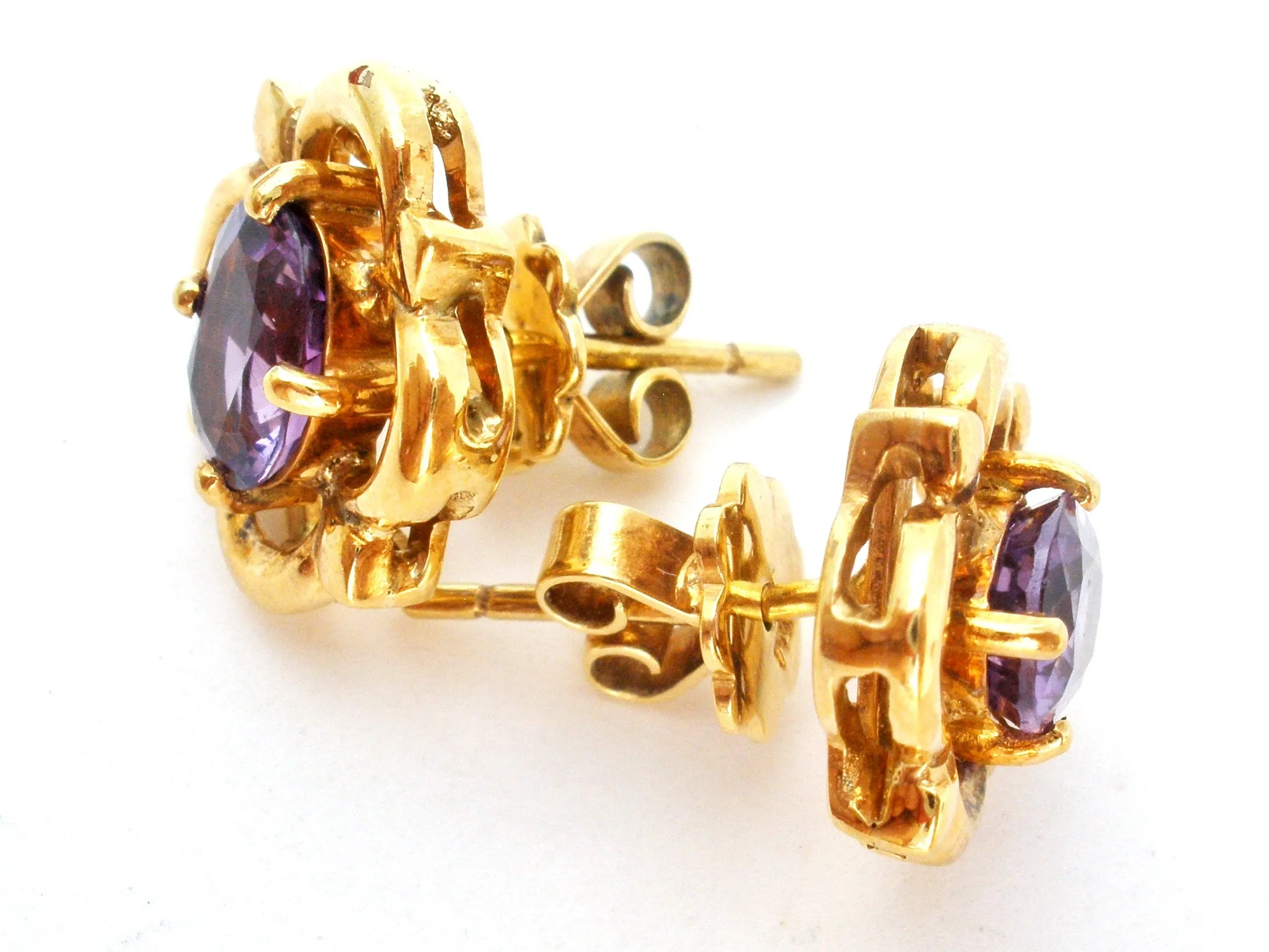 18K Yellow Gold 2.5 Ct Amethyst Earrings