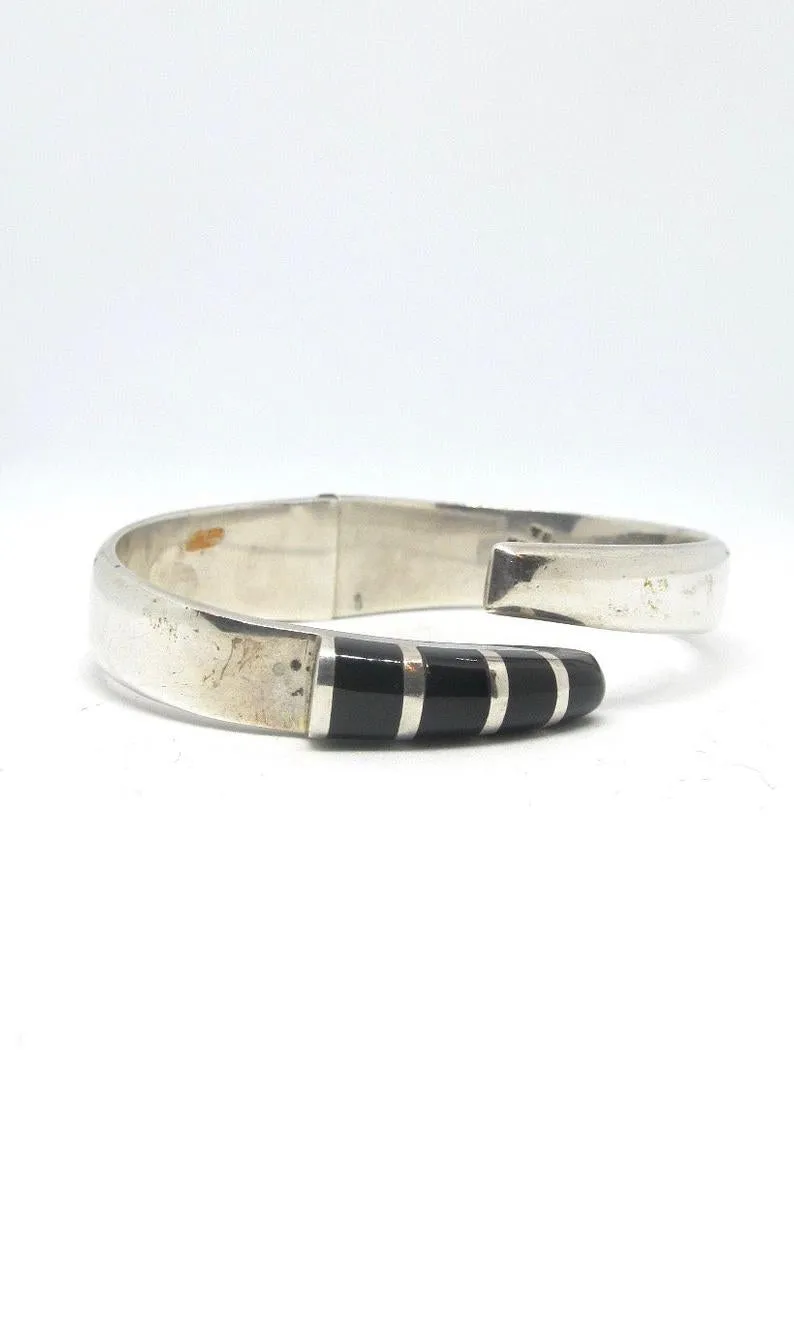 SILVER BLAZE Vintage Sterling and Black Onyx Mexican Clamper Cuff